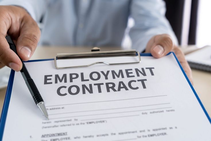 Employment Contract Lawyer